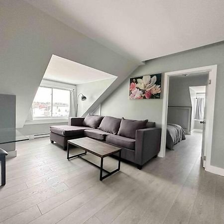 Unique Modern Luxury 2 Bedroom Apartment Rental Chapleau Экстерьер фото